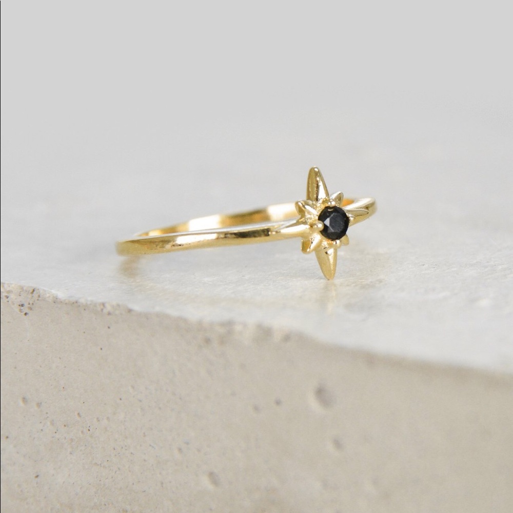 Gold Black Onyx Starburst Ring - Picture 7 of 9